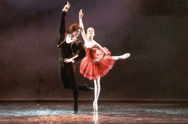 Sabato 6 Aprile ore 17.00 presso il Piccolo Teatro in Piazza